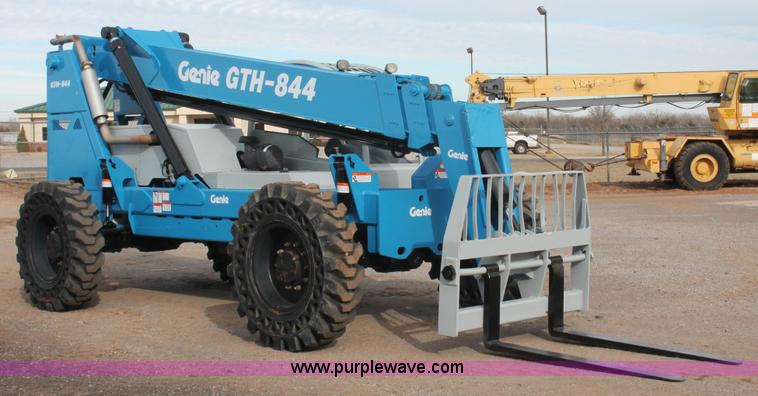 image for item H5954 2007 Genie GTH-844 telehandler