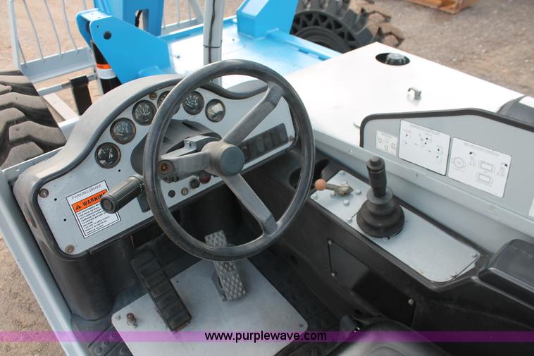 image for item H5954 2007 Genie GTH-844 telehandler