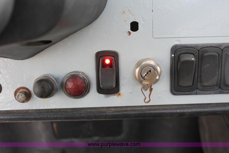 image for item H5954 2007 Genie GTH-844 telehandler