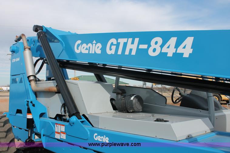 image for item H5954 2007 Genie GTH-844 telehandler