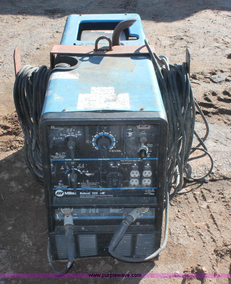 image for item H5958 Miller Bobcat 225NT welder/generator