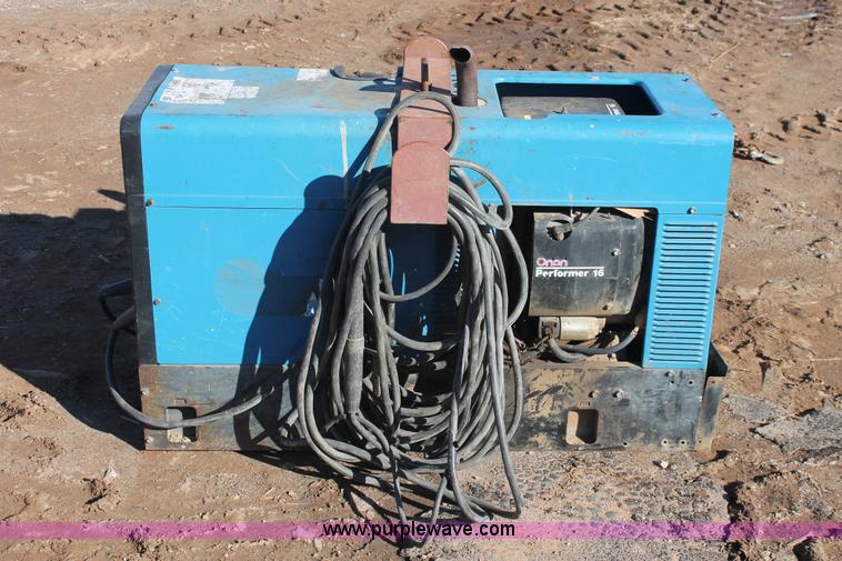 image for item H5958 Miller Bobcat 225NT welder/generator