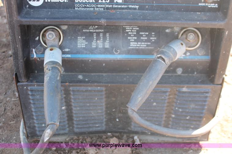image for item H5958 Miller Bobcat 225NT welder/generator