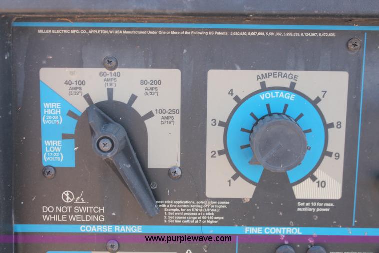 image for item H5959 Miller Bobcat 250NT welder/generator