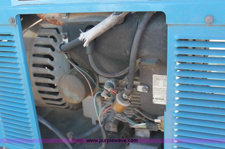 image for item H5959 Miller Bobcat 250NT welder/generator