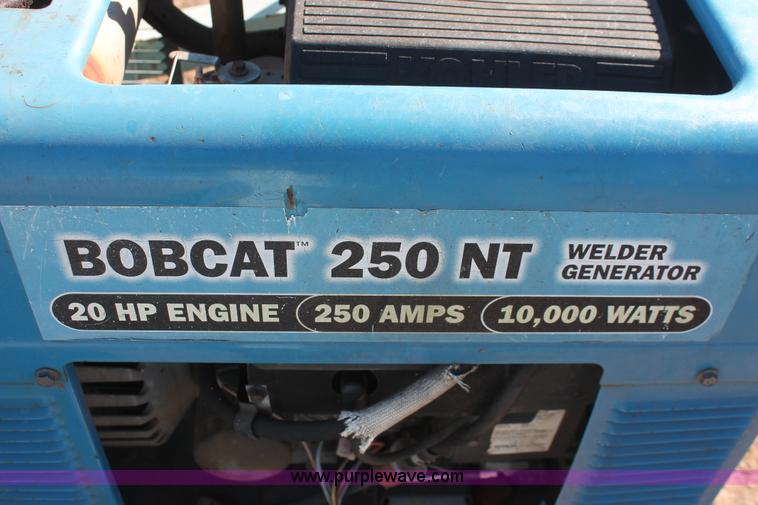 image for item H5959 Miller Bobcat 250NT welder/generator