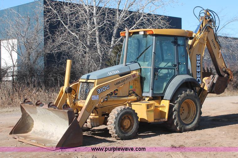 image for item H5968 2005 John Deere 310G backhoe