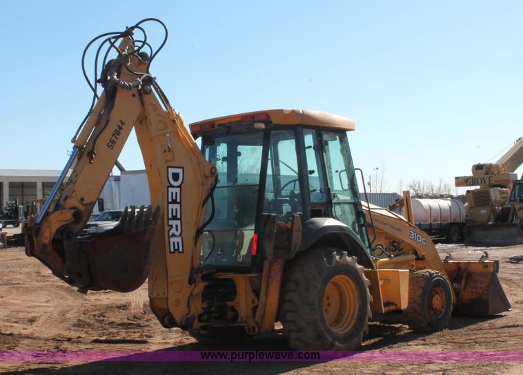 image for item H5968 2005 John Deere 310G backhoe