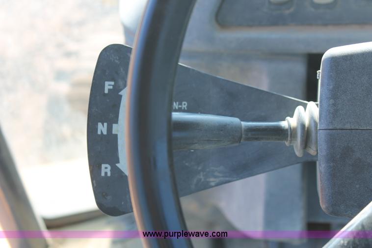 image for item H5968 2005 John Deere 310G backhoe