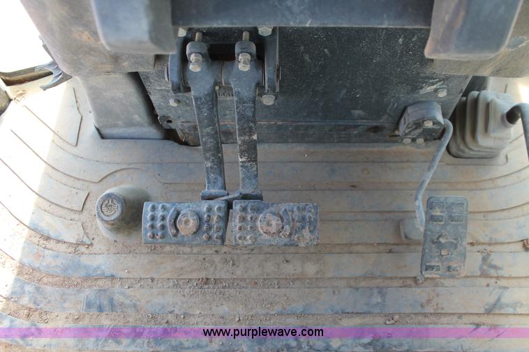 image for item H5968 2005 John Deere 310G backhoe