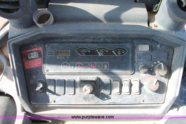 image for item H5968 2005 John Deere 310G backhoe