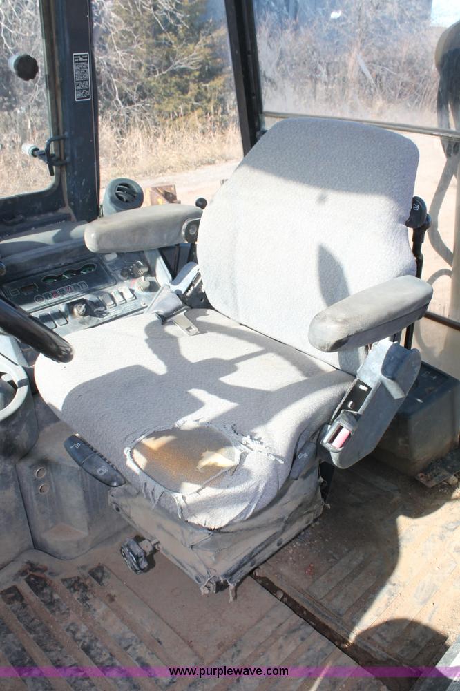 image for item H5968 2005 John Deere 310G backhoe