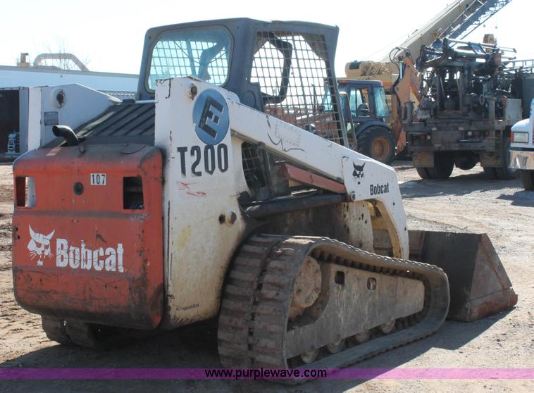 image for item H5970 2003 Bobcat T200 tracked skid steer