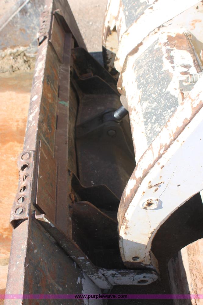 image for item H5970 2003 Bobcat T200 tracked skid steer