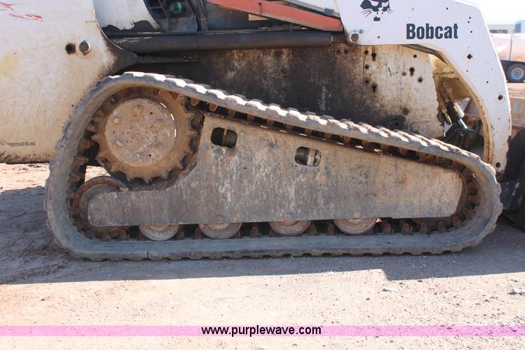 image for item H5970 2003 Bobcat T200 tracked skid steer