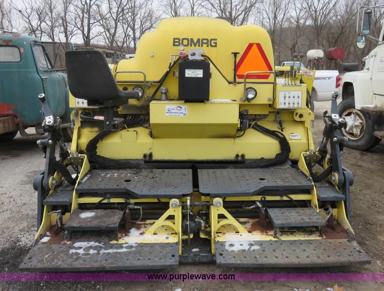 image for item I2435 2006 Bomag 815-2 asphalt paver