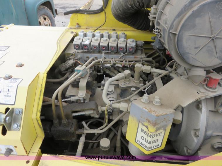 image for item I2435 2006 Bomag 815-2 asphalt paver