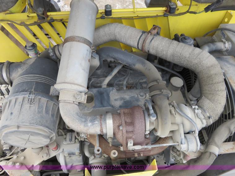 image for item I2435 2006 Bomag 815-2 asphalt paver