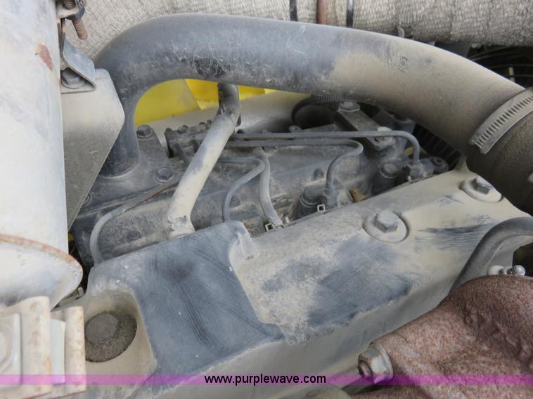 image for item I2435 2006 Bomag 815-2 asphalt paver