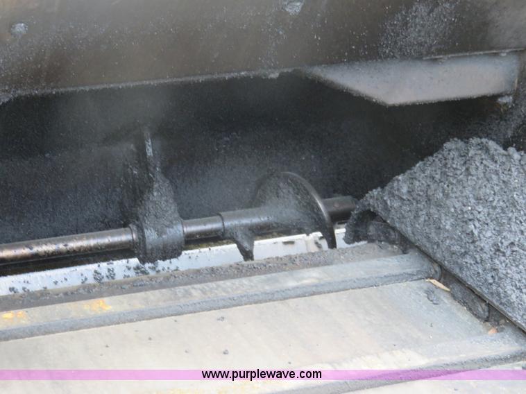 image for item I2435 2006 Bomag 815-2 asphalt paver