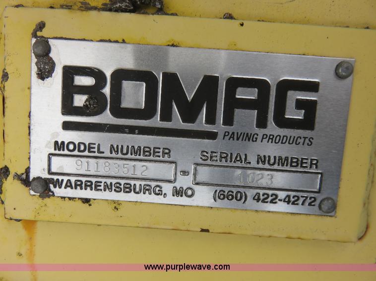 image for item I2435 2006 Bomag 815-2 asphalt paver