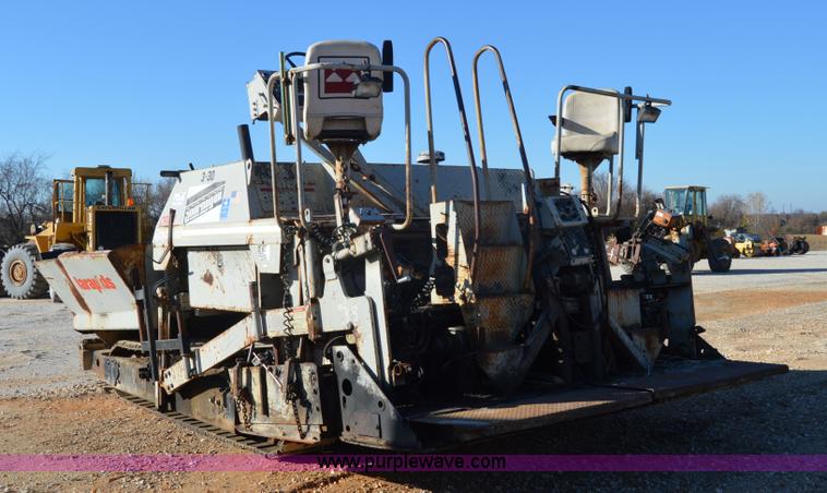 image for item I2896 1997 Cedarapids CR641 paving machine