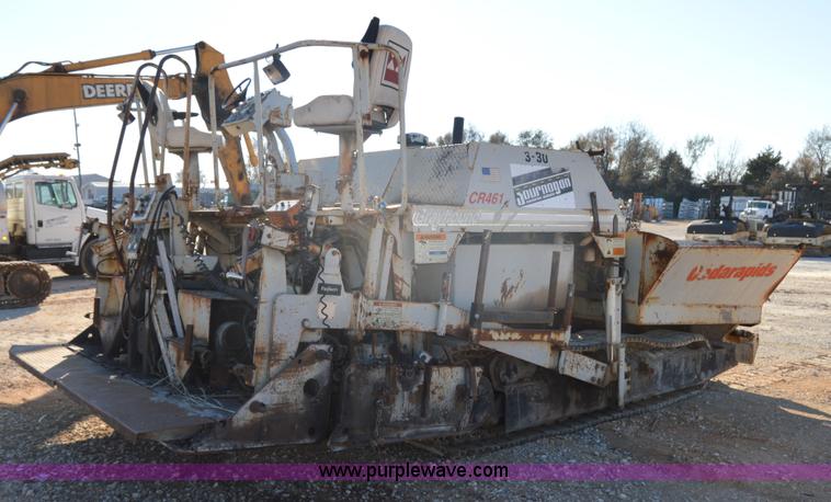 image for item I2896 1997 Cedarapids CR641 paving machine