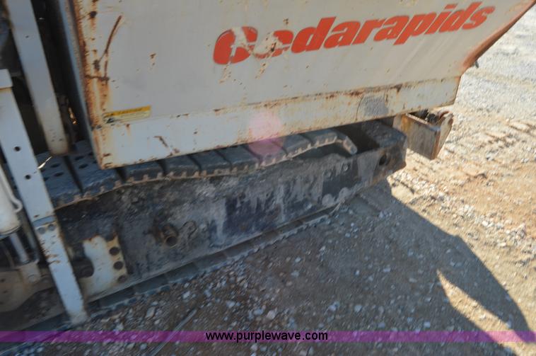 image for item I2896 1997 Cedarapids CR641 paving machine
