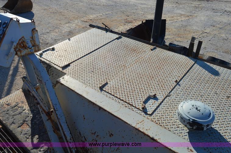 image for item I2896 1997 Cedarapids CR641 paving machine