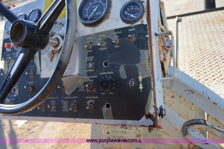 image for item I2896 1997 Cedarapids CR641 paving machine