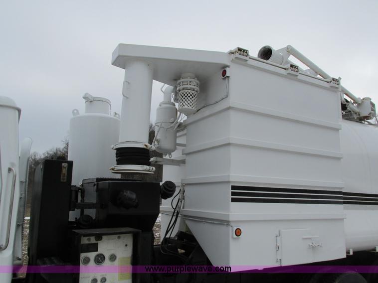 image for item I4086 1998 Volvo WG 64 Jetter vacuum truck