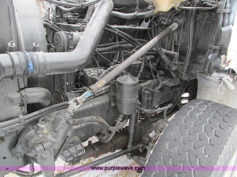 image for item I4086 1998 Volvo WG 64 Jetter vacuum truck