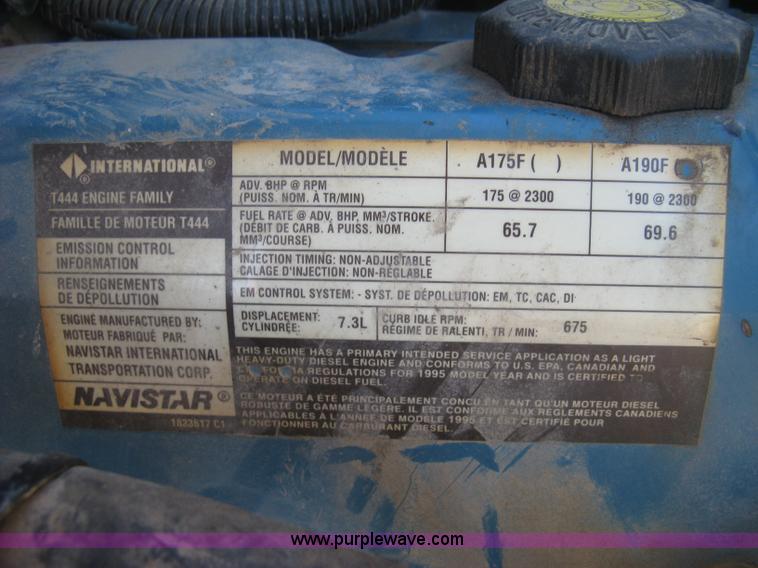 image for item K2782 1995 International 4700 dump truck