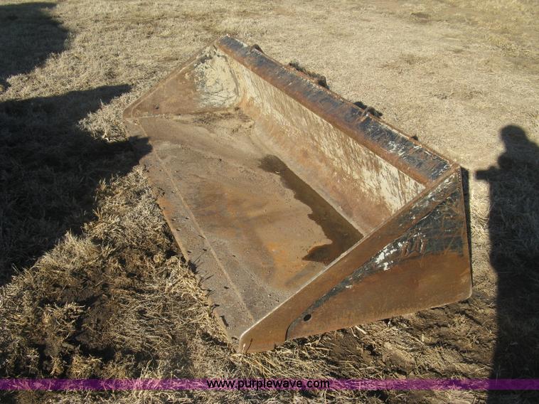 image for item K2783 Caterpillar low profile skid steer bucket