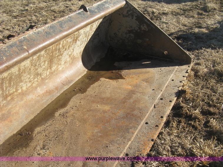 image for item K2783 Caterpillar low profile skid steer bucket