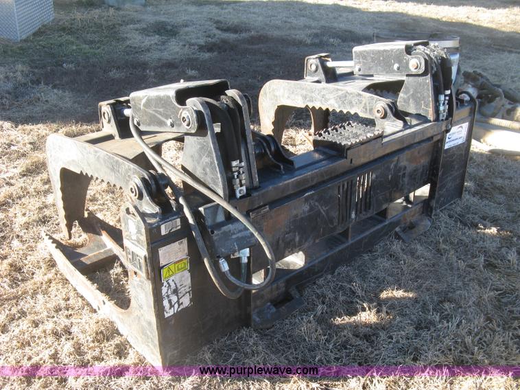 image for item K2784 Caterpillar 286-9300 root grapple bucket