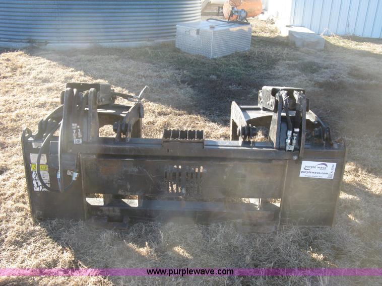 image for item K2784 Caterpillar 286-9300 root grapple bucket