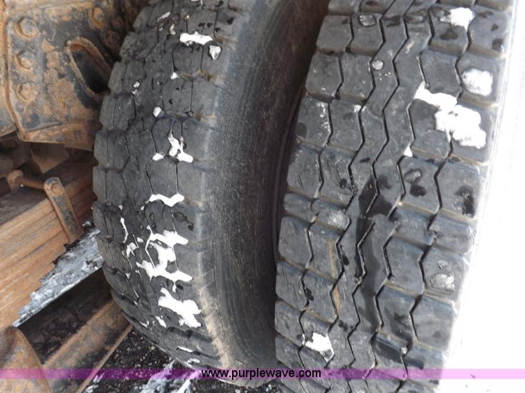 image for item K3031 1995 Ford LTS9000 fuel truck