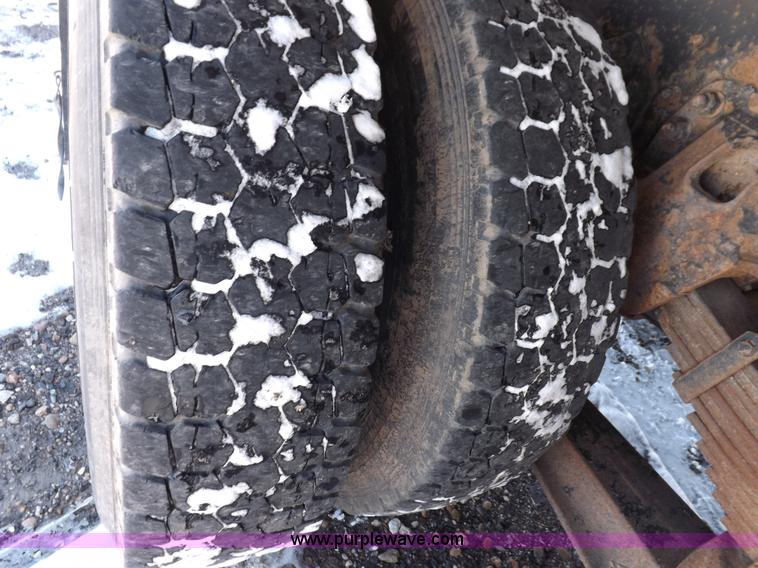 image for item K3031 1995 Ford LTS9000 fuel truck