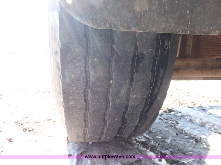 image for item K3031 1995 Ford LTS9000 fuel truck