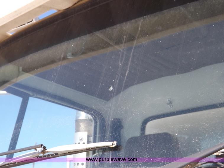 image for item K3031 1995 Ford LTS9000 fuel truck