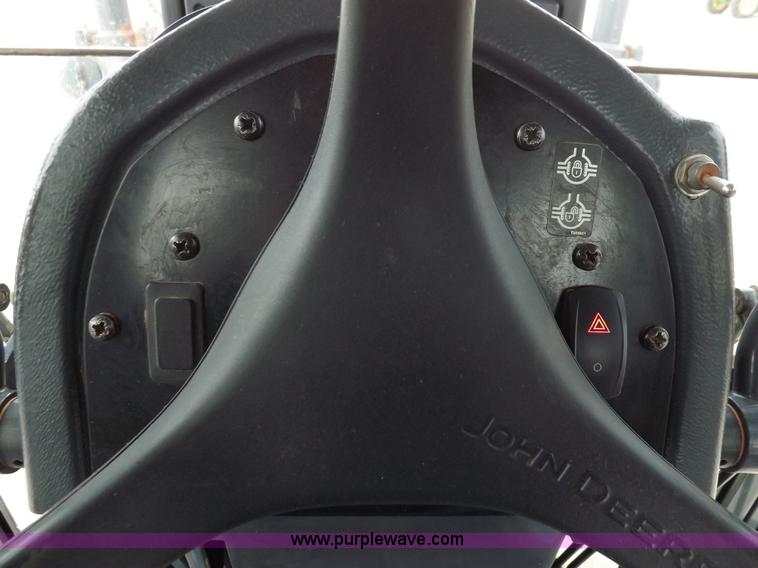 image for item K3115 2008 John Deere 772D articulated motor grader