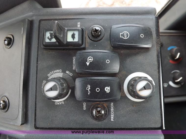 image for item K3115 2008 John Deere 772D articulated motor grader