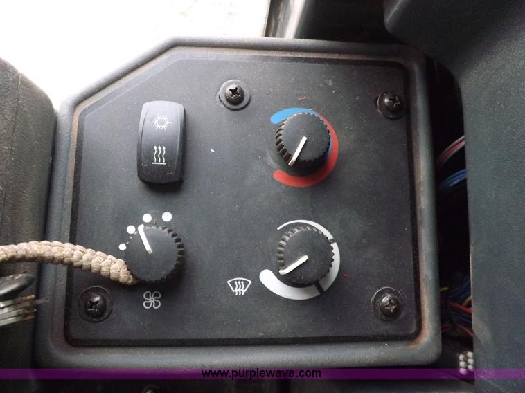 image for item K3115 2008 John Deere 772D articulated motor grader