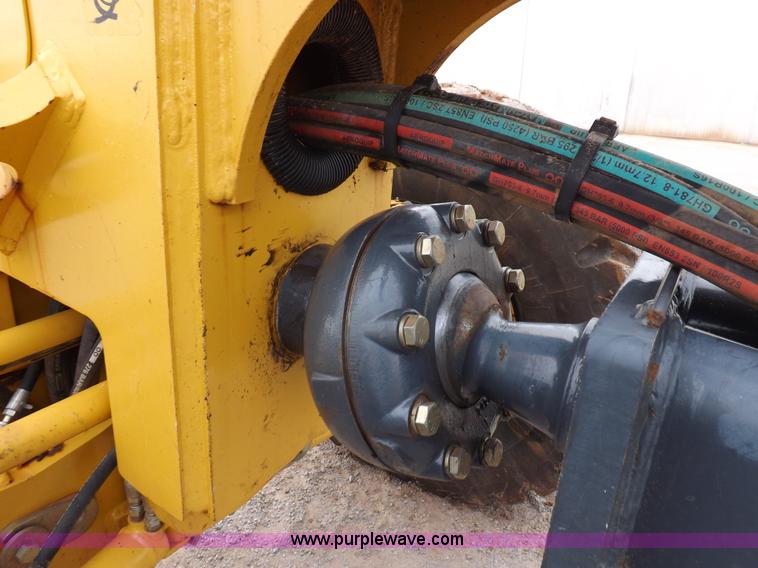 image for item K3115 2008 John Deere 772D articulated motor grader