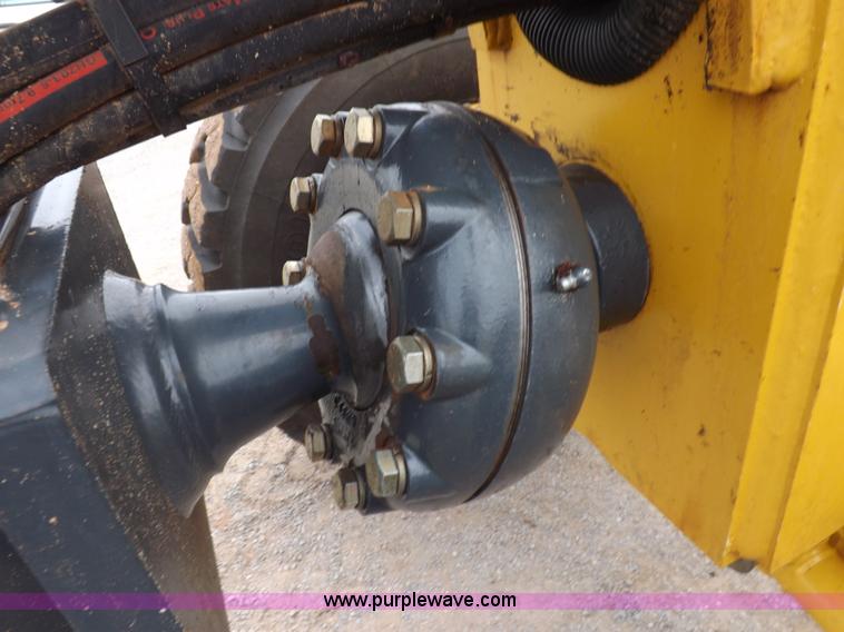 image for item K3115 2008 John Deere 772D articulated motor grader