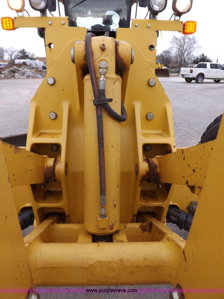 image for item K3115 2008 John Deere 772D articulated motor grader