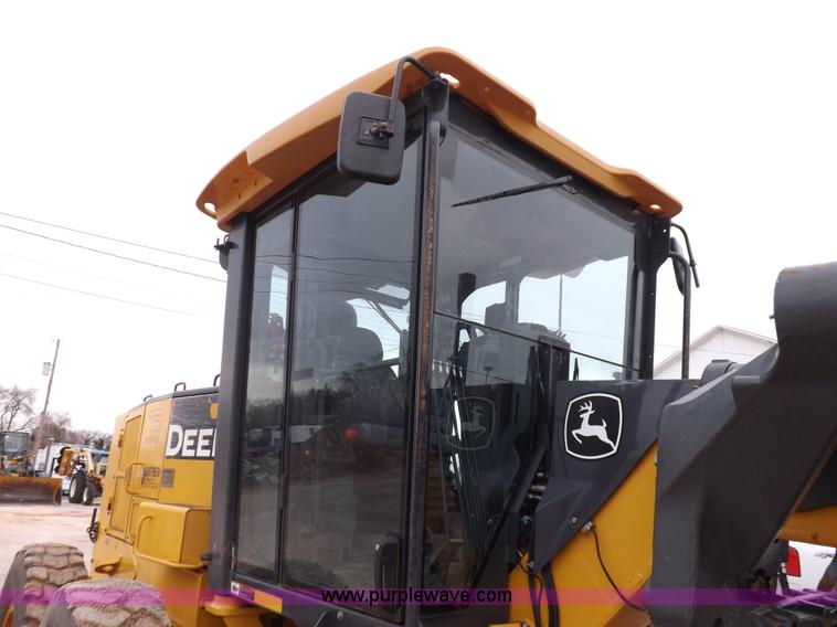 image for item K3115 2008 John Deere 772D articulated motor grader