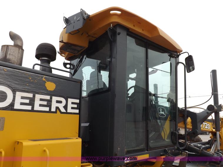 image for item K3115 2008 John Deere 772D articulated motor grader