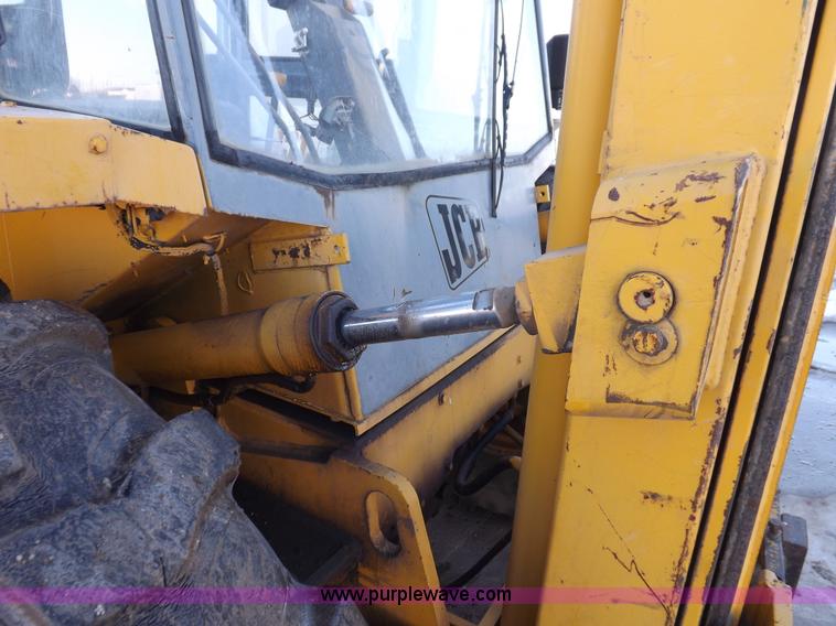 image for item K3126 JCB 926 rough terrain forklift